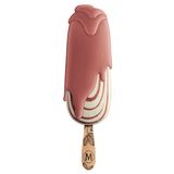 Ach du liebes bisschen! Von dem neuen Magnum Ruby können Schokoholics gar nicht genug bekommen. Die innovative Ruby-Schokolade wurde erst im Jahr 2017 als vierte Schokoladenart entdeckt und schmeckt herrlich fruchtig. Hat man die zarte rosafarbene Hülle geknackt, wartet weiße Schokolade schon darauf, endlich vernascht zu werden. Ca. 2,20 Euro