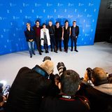 Das ist die diesjährige Berlinale-Jury! Mit dabei sind Bettina Brokemper, Luca Marinelli, Bérénice Bejo, Jeremy Irons, Kenneth Lonergan, Annemarie Jacir und Kleber Mendonça Filho.