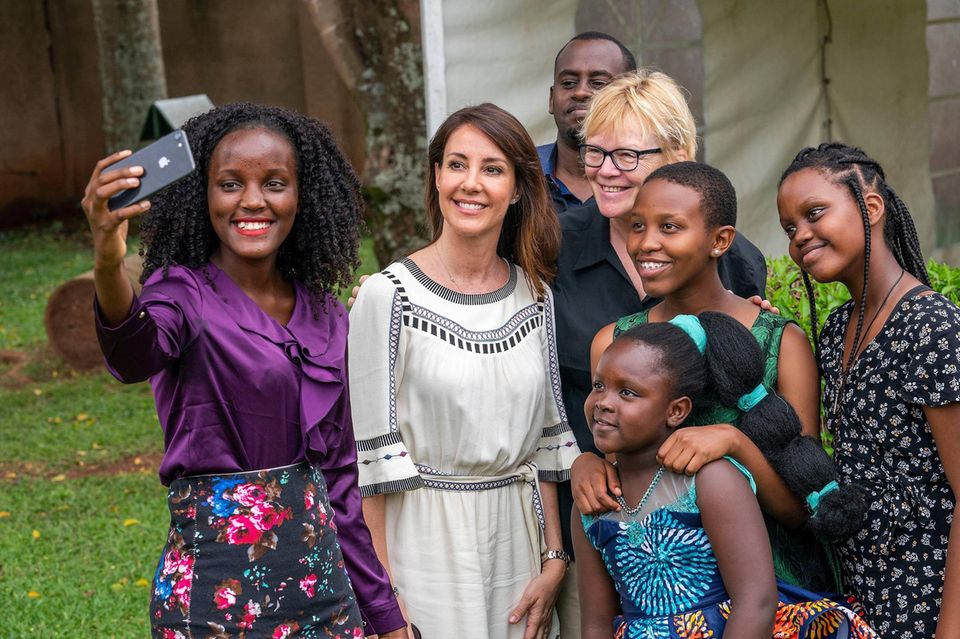 Prinzessin Marie trifft Klimaaktivisten in Uganda