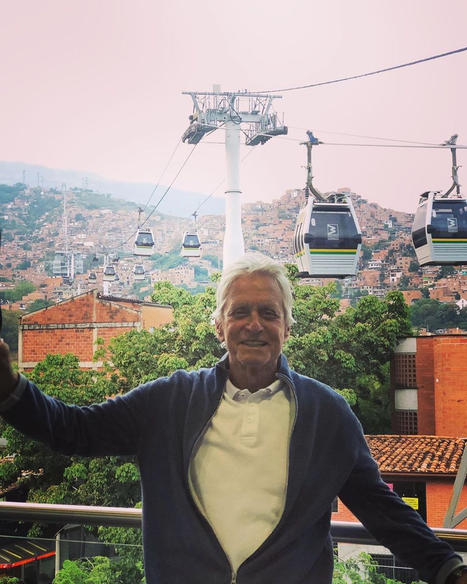 Michael Douglas sendet Grüße aus Kolumbien Michael Douglas sendet Grüße aus Kolumbien
