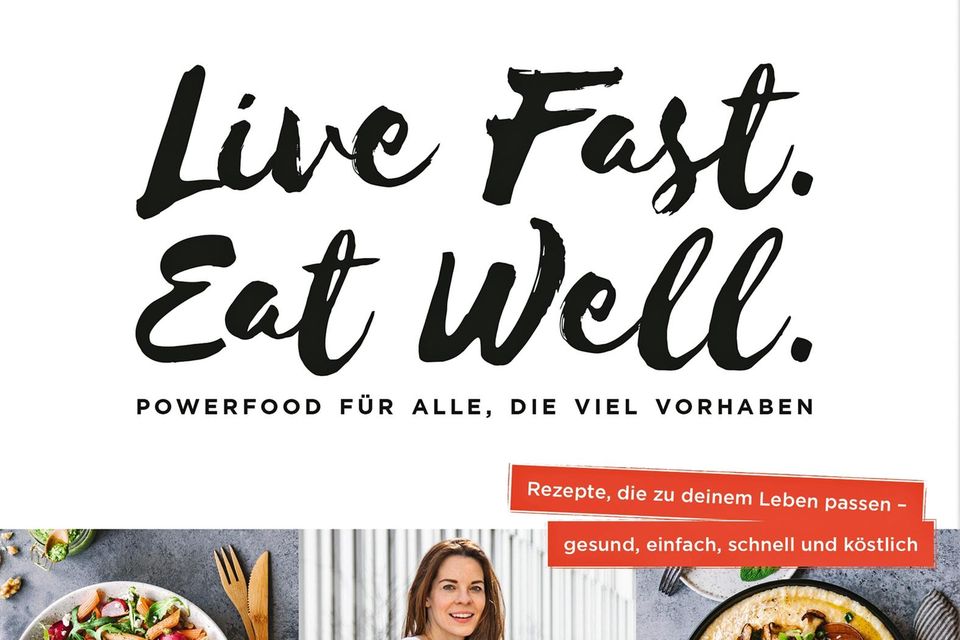 Gourmet: Vom Power-Frühstück bis zum Dinner: Food-Bloggerin Denise Renée Schuster präsentiert über 100 Rezepte ohne Weizen und Industriezucker, die Ausdauer, Leistungs- und Konzentrationsfähigkeit verbessern. ("Live Fast. Eat Well.", Becker Joest Volk Verlag, 224 S., 24 Euro) Vom Power-Frühstück bis zum Dinner: Food-Bloggerin Denise Renée Schuster präsentiert über 100 Rezepte ohne Weizen und Industriezucker, die Ausdauer, Leistungs- und Konzentrationsfähigkeit verbessern. ("Live Fast. Eat Well.", Becker Joest Volk Verlag, 224 S., 24 Euro)