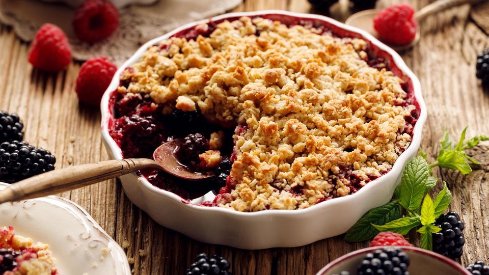 Victoria Beckham: Crumble Crumble