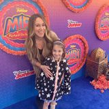Haylie Duff + Tochter Ryan besuchen eine Disney-Premiere