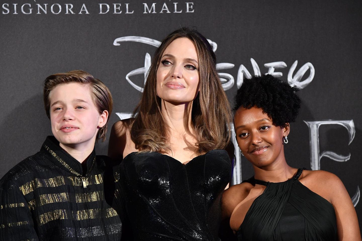 Shiloh Jolie-Pitt, Angelina Jolie und Zahara Jolie-Pitt