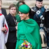 Bei ihrem letzten offiziellen Auftritt fürs britische Königshaus bezauberte Herzogin Meghan in einem grünen Kleid von Emilia Wickstead. Das Design …