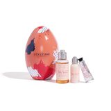 DAS Oster-Ei für Beauty-Fans: Handcreme, Körpermilch und Duschgel aus der Kirschblüten-Kollektion verwöhnen uns von Kopf bis Fuß. Ca. 16 Euro.