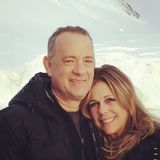 30. April 2020  Tom Hanks und Rita Wilson sind seit 32 Jahren verheiratet. Auf Instagram gratuliert Rita Wilson ihrem Mann zum Hochzeitstag mit den Worten "Alles Gute zum Hochzeitstag, mein Schatz. Lass' uns noch weitere 32 Jahre zusammen unseren Weg gehen, und dann noch ein bisschen länger". Kann es eine schönere Liebeserklärung geben?