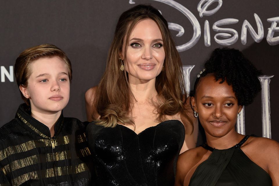 Angelina Jolie mit Shiloh und Zahara 