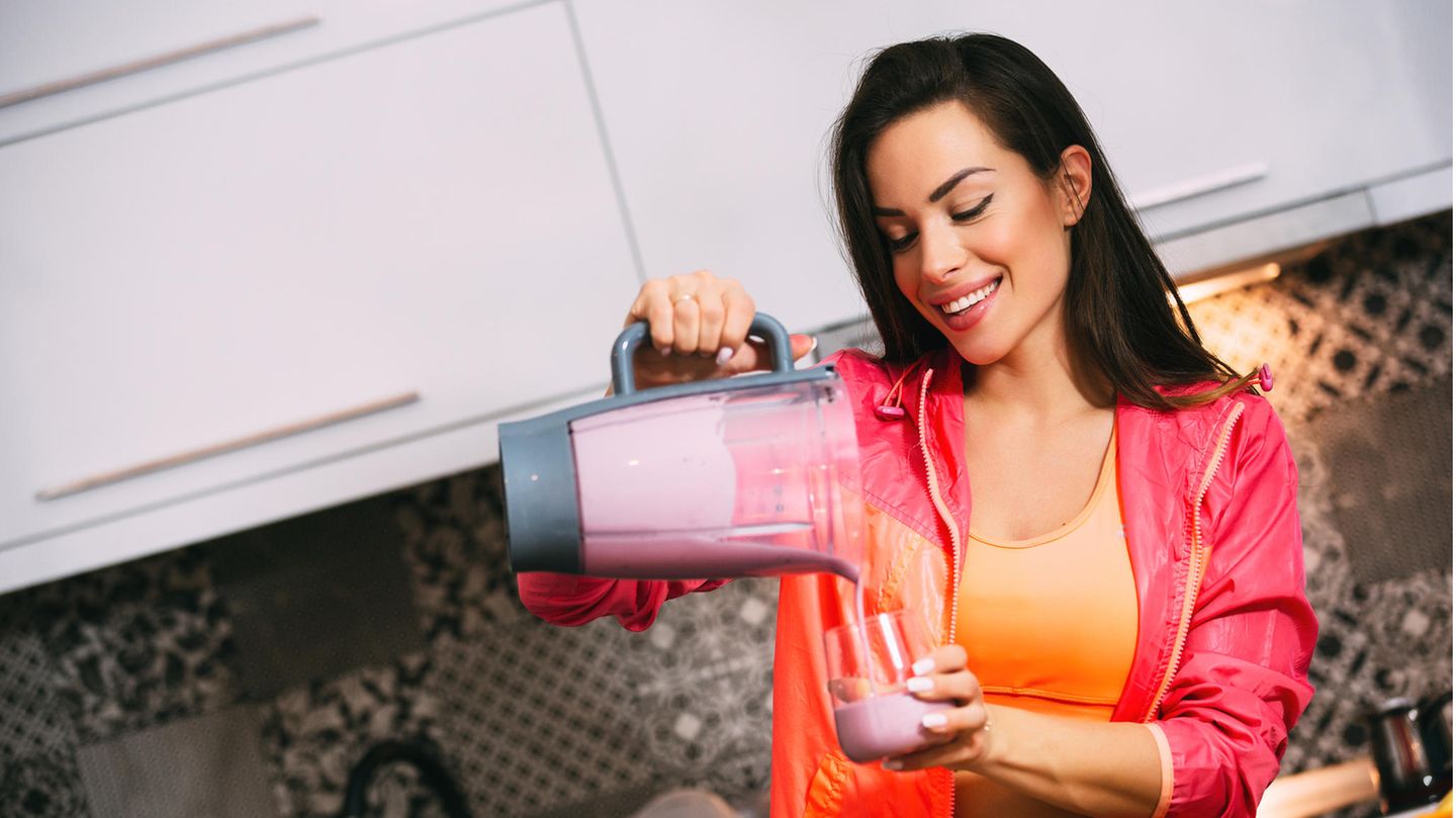 WheyProteinTest 3 beliebte WheyProteine im Test GALA.de