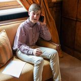 18. Mai 2020  Prinz Emmanuel wirkt geradezu, als würde er tagtäglich nichts anderes machen, als wichtige Telefonate zu führen. Laut Instagrampost haben er und seine Familie seit Ausbruch der Coronapandemie rund 300 solcher Telefonate geführt. Scheint, als hätte sich der 14-Jährige keineswegs vor dieser Aufgabe gedrückt. 
