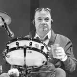 22. Mai 2020: Klaus Selmke (70 Jahre)  Die Band City trauert um ihren Schlagzeuger Klaus Selmke. 1972 ist er einer der Gründungsmitglieder der Band in Ost-Berlin, zu deren größten Hits der mehrfach gecoverte DDR-Hit "Am Fenster" gehört. "Mit großer Bestürzung haben wir vom Tod unseres lieben Kollegen und Freundes Klaus Selmke erfahren. ... Mach's gut Klaus, du wirst uns fehlen", verabschiedet sich die Band Karat bei Facebook von ihm.