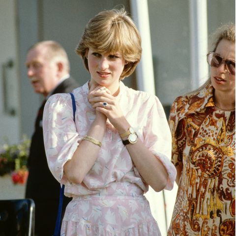 Lady Diana Spencer (†) zeigte sich wenige Wochen vor der Hochzeit mit der Armbanduhr von Prinz Charles - die Geschichte dazu rührt zu Tränen. 