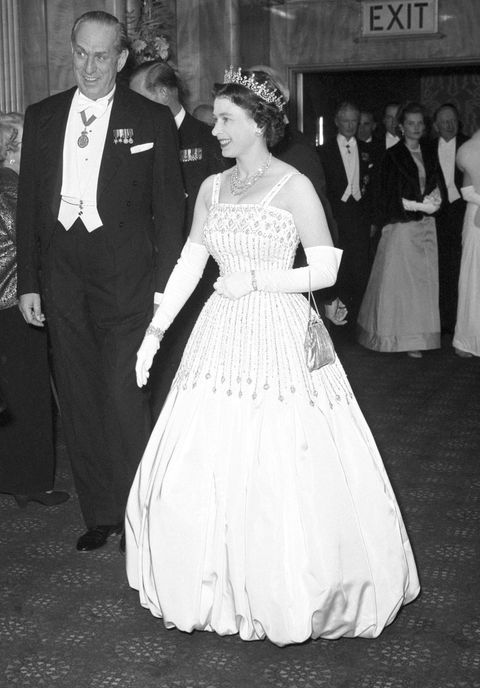 Prinzessin Beatrice Ein Brautkleid Mit Filmreifer Geschichte Gala De