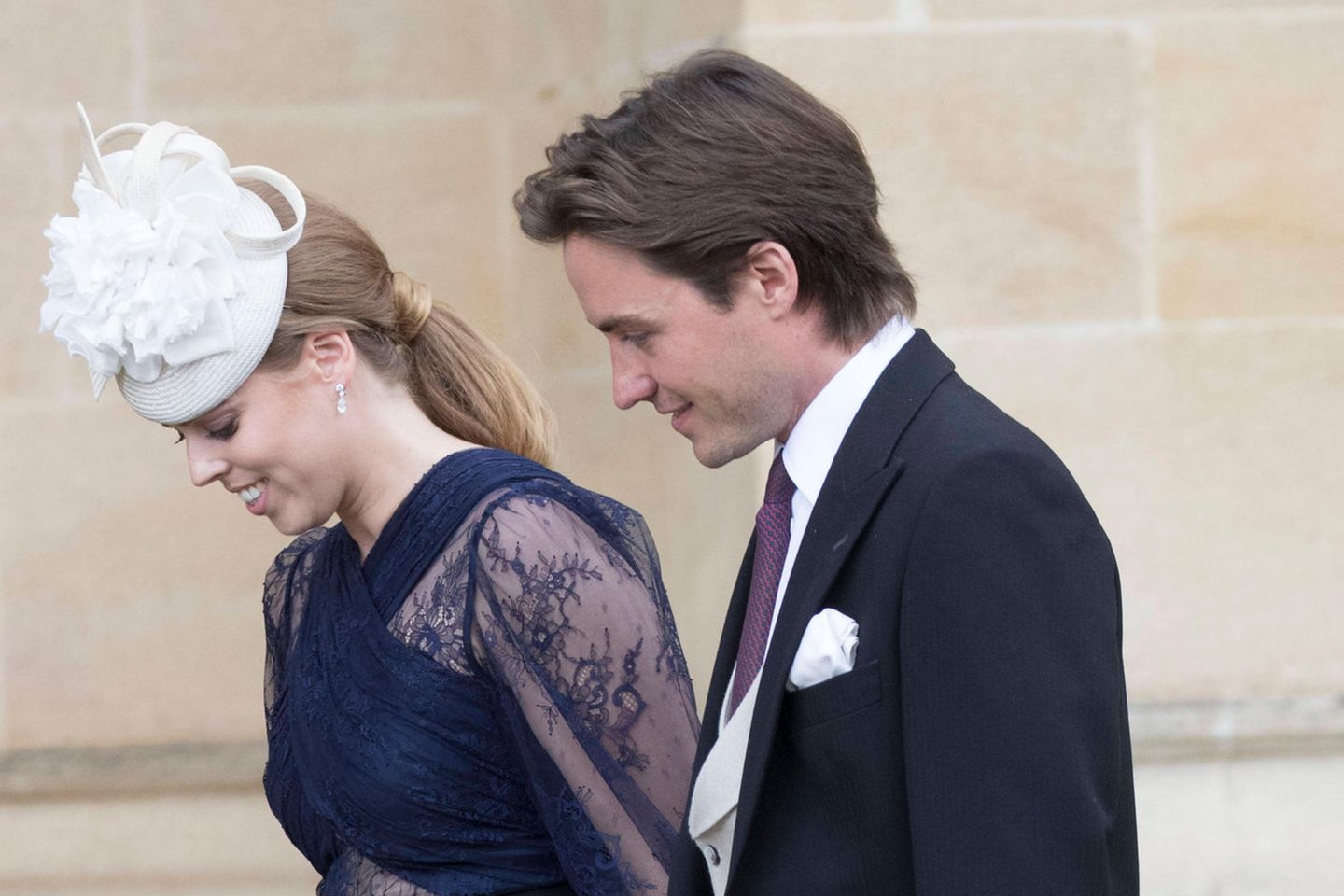 Prinzessin Beatrice und Edoardo Mapelli Mozzi im Jahr 2019 bei einer Hochzeit. Jetzt sind sie selbst Mann und Frau.