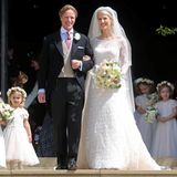 Bei der Hochzeit mit Thomas Kingston 2019 überrascht Gabriella Windsor viele mit der Wahl ihres Hochzeitskleides. Denn die Braut trägt anstatt Weiß ein zartes Blassrosa. Damit tritt sie in die Fußstapfen von Star-Bräuten wie Anne Hathaway und Gwen Stefani.