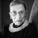 18. September 2020: Ruth Bader Ginsburg (87 Jahre)  Die US-Juristin Ruth Bader Ginsburg galt als Ikone des liberalen Amerikas. Als unermüdliche Vorkämpferin für Gleichberechtigung und Frauenrechte wurde sie zum weltweiten Vorbild. Nun ist die dienstälteste Richterin am Obersten Gerichtshof, dem "Supreme Court", im Alter von 87 Jahren an einer Krebserkrankung gestorben. Nicht nur für ihre Familie und Freunde, sondern auch für die demokratische Partei und viele BürgerrechtlerInnen in den USA ist dies ein schwarzer Tag.