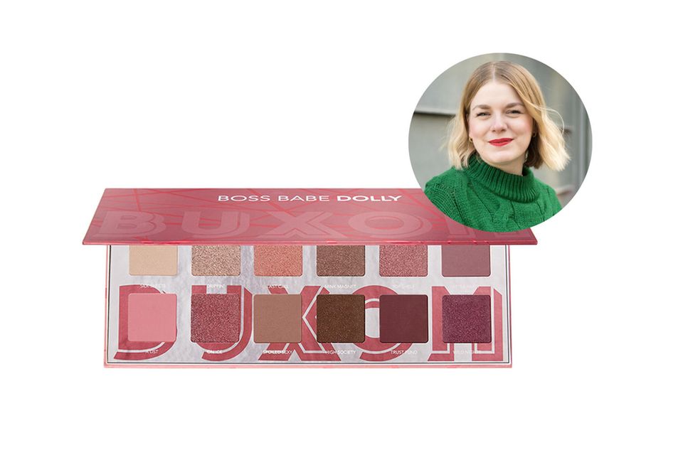 GALA Beauty Probe : Volontärin Julia experimentiert gerne mit Make-up. Bei den zwölf Tönen der Lidschattenpalette kann sie sich so richtig austoben. Volontärin Julia experimentiert gerne mit Make-up. Bei den zwölf Tönen der Lidschattenpalette kann sie sich so richtig austoben.
