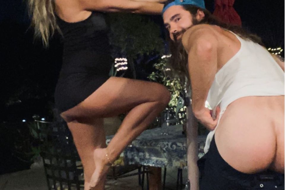 Heidi Klum: Heidi Klum und Tom Kaulitz zeigen sich auf Instagram gerne halbnackt. Heidi Klum und Tom Kaulitz zeigen sich auf Instagram gerne halbnackt.