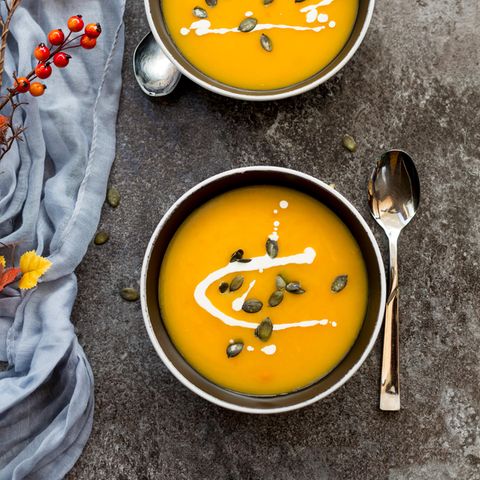 Kürbissuppe ist ein Klassiker im Herbst