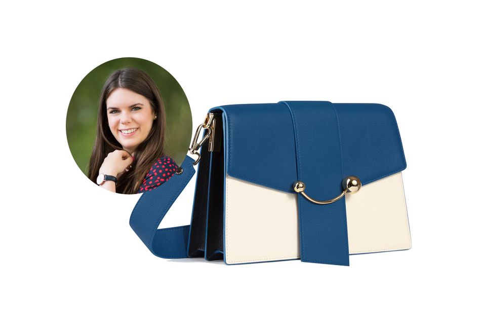 Fashion-Must-Have : Online-Redakteurin Jessica wertet ihr Wedding-Guest-Outfit am liebsten mit einer Hingucker-Tasche, wie die Crescent Shoulder von Strathberry auf. Online-Redakteurin Jessica wertet ihr Wedding-Guest-Outfit am liebsten mit einer Hingucker-Tasche, wie die Crescent Shoulder von Strathberry auf.