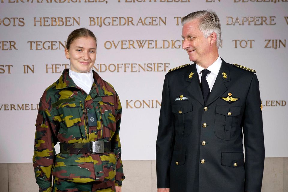 Kronprinzessin Elisabeth und König Philippe von Belgien bei der offiziellen Eröffnung des akademischen Jahres der Königlichen Militärakademie
