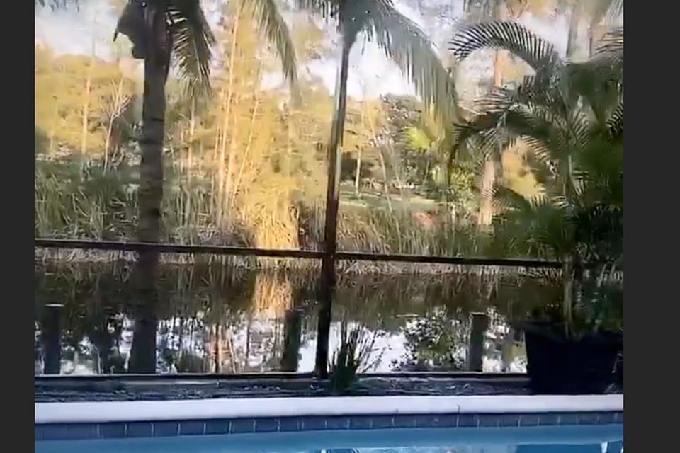 Laura Müller: Laura Müller meldet sich mit einem kurzen Video vom Pool in ihrem Zuhause in Florida auf Instagram zurück. Laura Müller meldet sich mit einem kurzen Video vom Pool in ihrem Zuhause in Florida auf Instagram zurück.