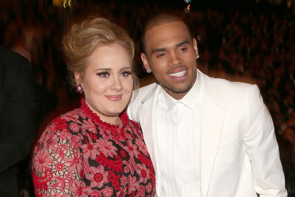 Adele und Chris Brown bei den Grammys 2013