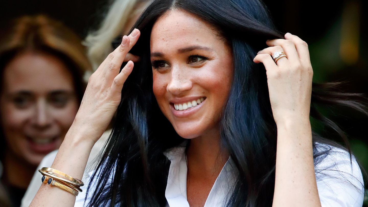 Die-Geschichte-hinter-dem-Kult-Darum-geh-rt-es-zu-den-wertvollsten-St-cken-von-Herzogin-Meghan