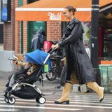 Irina Shayk und Tochter Lea im Burberry-Partnerlook