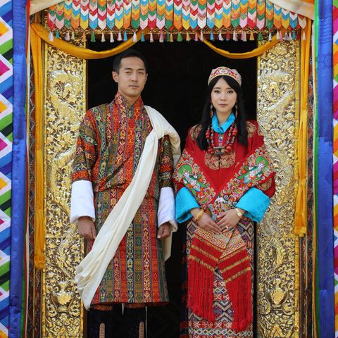 Hochzeitsfreude im Königreich Bhutan: Prinzessin Eeuphelma Choden Wangchuck und Dasho Thinlay Norbu haben im Dechencholing-Palast in Thimphu geheiratet.