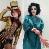 Kate Beckinsale und ihre Freundin geben ein ziemlich glamouröses Halloween-Duo ab.