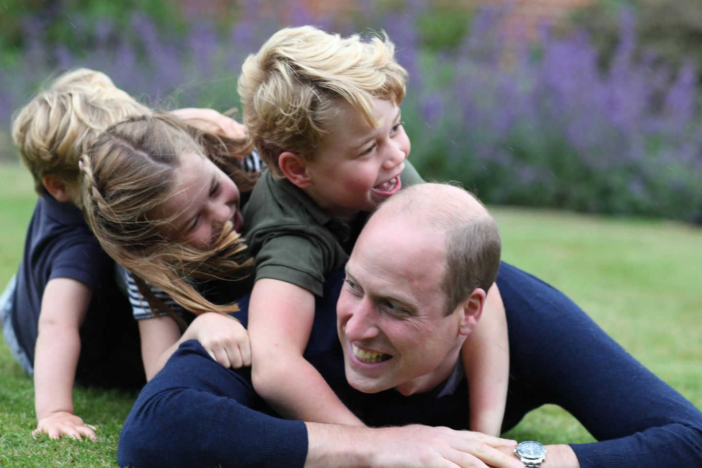 Prinz William mit Prinz George, Prinzessin Charlotte und Prinz Louis