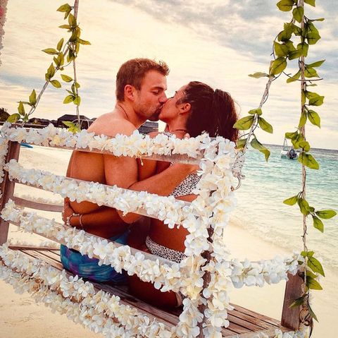 Julian Büscher und Sarah Lombardi haben sich im Oktober auf den Malediven verlobt.