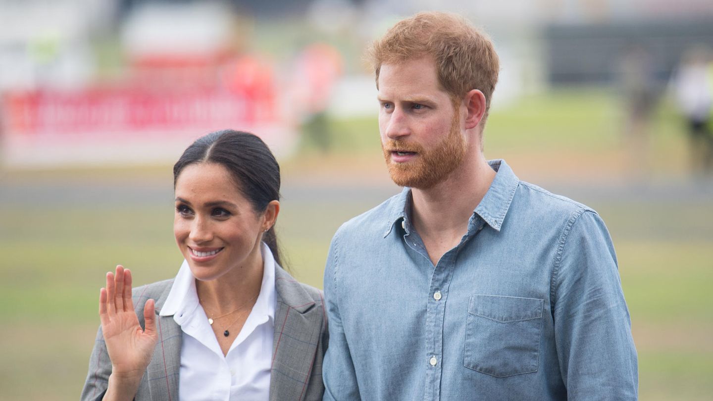 Prinz Harry Und Herzogin Meghan Brechen Erneut Mit Königlicher