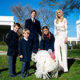 Ivanka Trump läutet Thanksgiving-Feierlichkeiten in Weiß ein