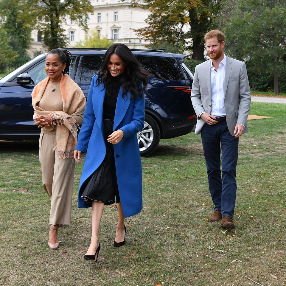Prinz Harry + Herzogin Meghan Prinz Harry + Herzogin Meghan