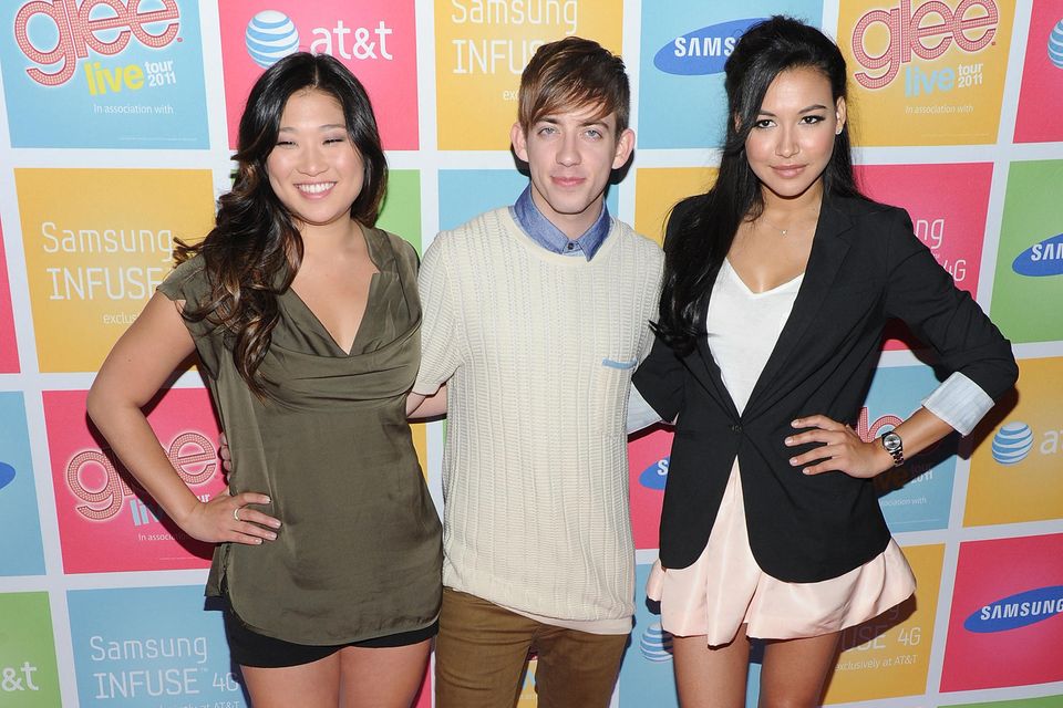 Naya Rivera (r.) mit ihren "Glee"-Kollegen Jenna Ushkowitz (l.) und Kevin McHale bei einem Event.