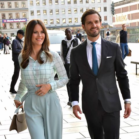 Hurra! Die Baby-Gerüchte sind wahr: Prinzessin Sofia und Prinz Carl Philip von Schweden erwarten ihr drittes Kind.