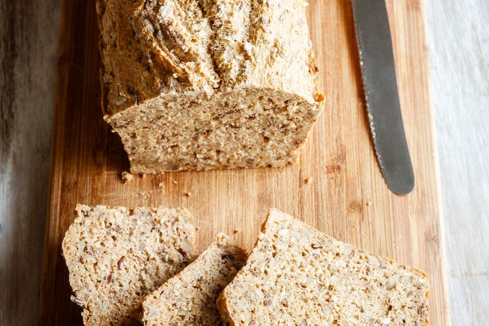 Dinkelbrot Ohne Hefe: Saftiges Brot Ohne Ruhezeit - Rezept | GALA.de