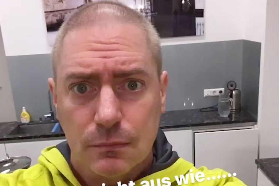 Benjamin Bieneck Nach Chemo Die Haare Des Promi Experten Wachsen Nach Gala De