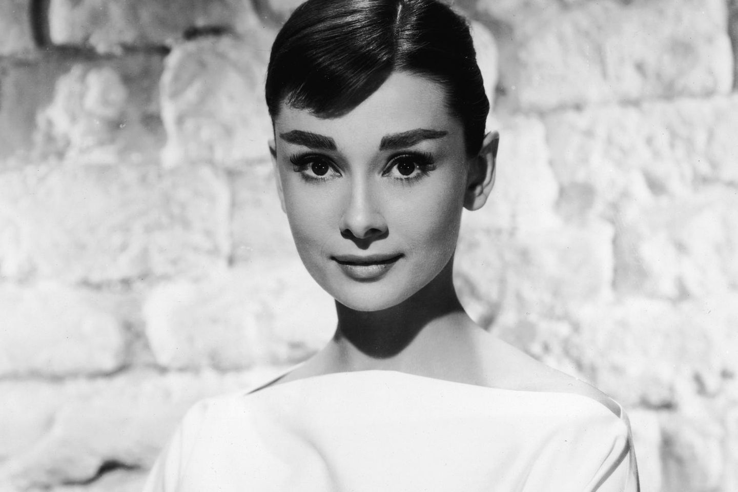 Fashion-Ikone: 5 Stil-Geheimnisse, die wir uns von Audrey Hepburn abgucken