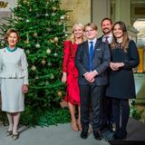 Und auch das Königspaar Harald und Sonja darf natürlich zu diesem festlichen Anlass nicht fehlen. Die Bilder enstanden anlässlich der Aufzeichnung der TV-Adventssendung "Adventsstund fra Slottskapellet" in Oslo.