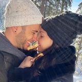 Wie romantisch! Luca Hänni und Christina Luft genießen ihr Liebesglück und das erste gemeinsame Weihnachtsfest in einer zauberhaften Winterlandschaft. 