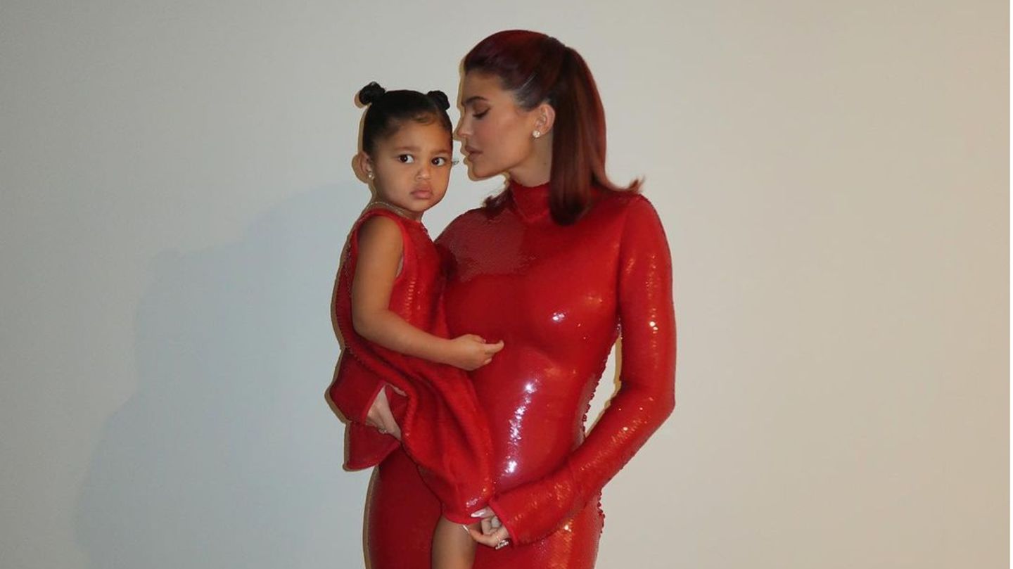 Video: Kylie Jenner’s daughter Stormi shows her talent for singing