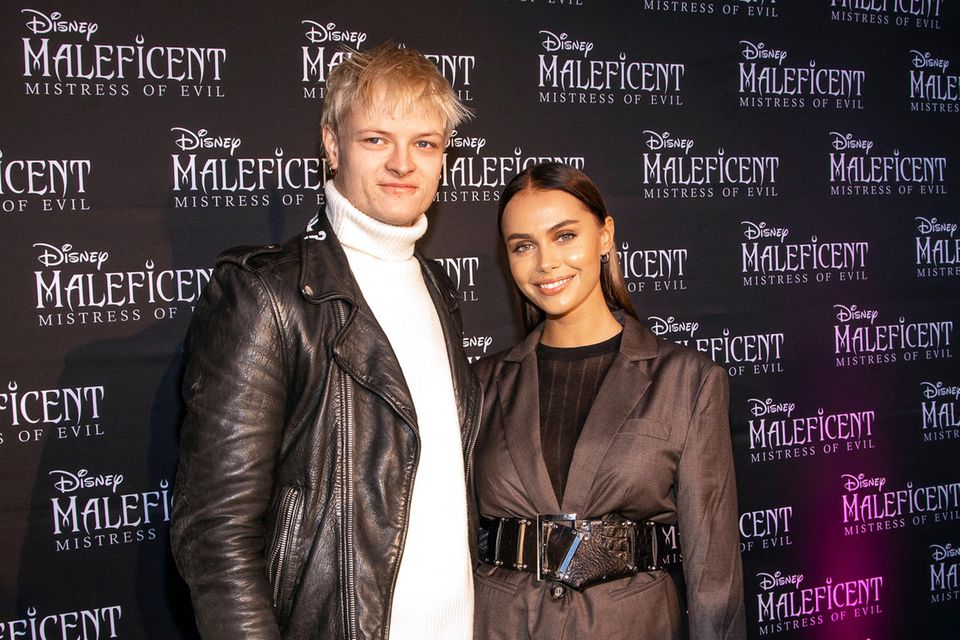 Marius Borg Høiby und seine Freundin Juliane Snekkestad schnuppern im Oktober 2019 Red-Carpet-Luft bei der Premiere von "Maleficent 2" in Oslo. 