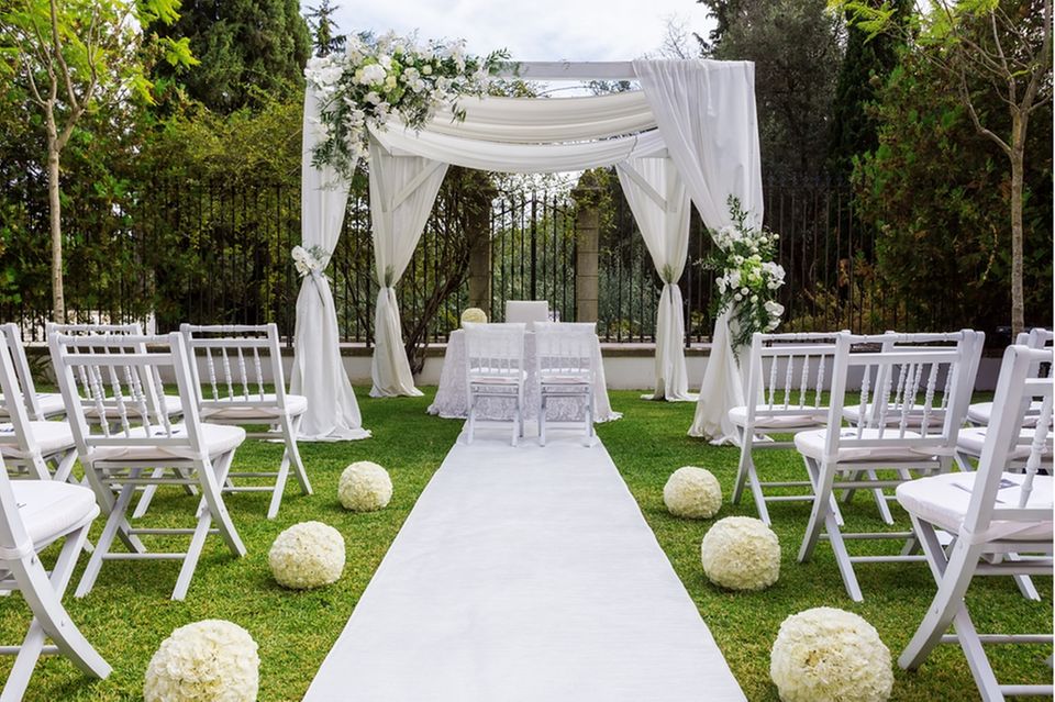 Gartenhochzeit: So wird das Ja-Wort im Freien zum Traum-Event