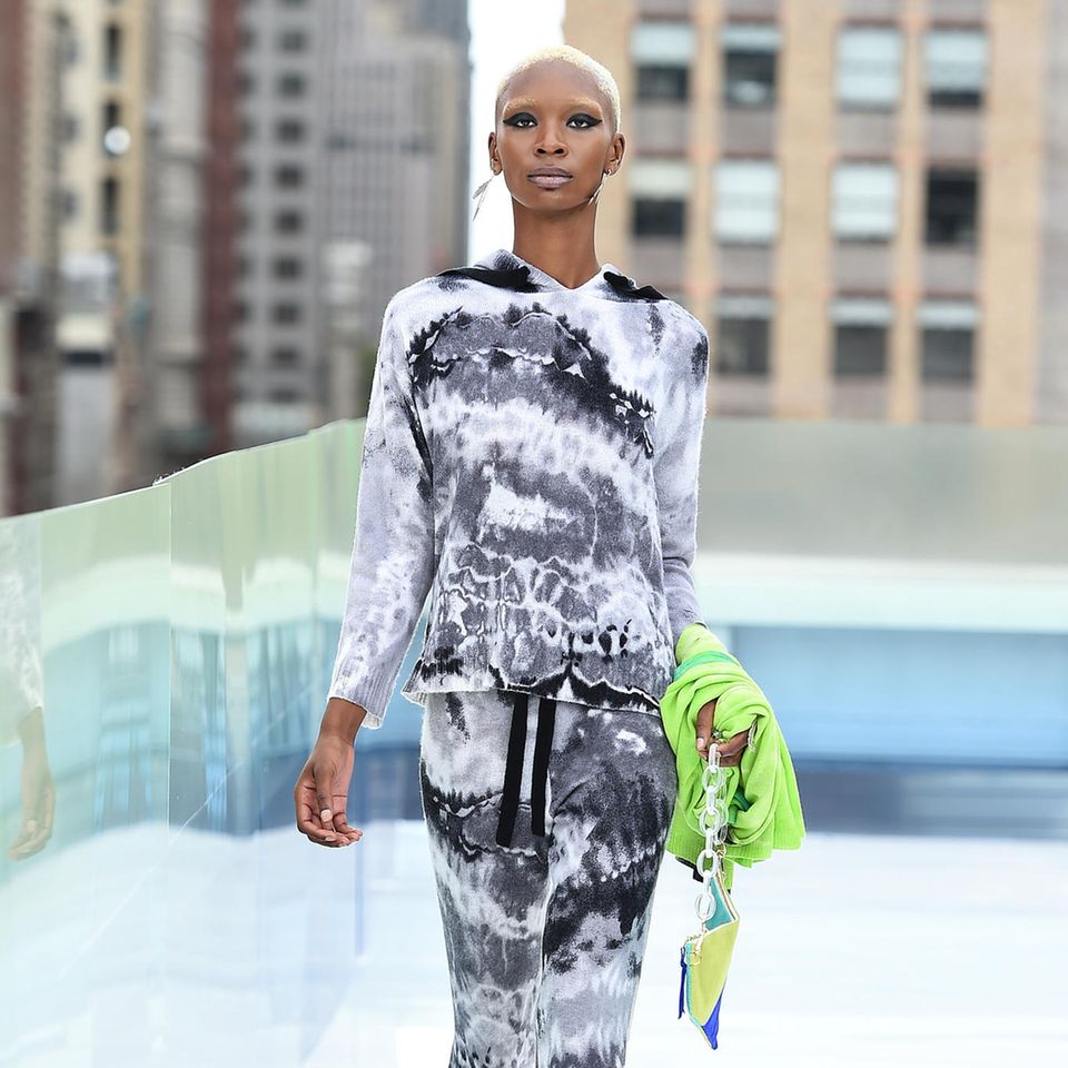 Batiken: Der DIY-Modetrend hält an, Model, Laufsteg, New York City