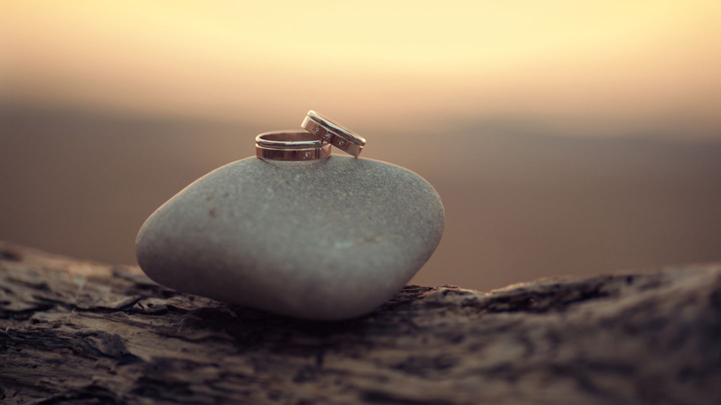 Steinerne Hochzeit Ideen für Geschenke und Sprüche GALA.de