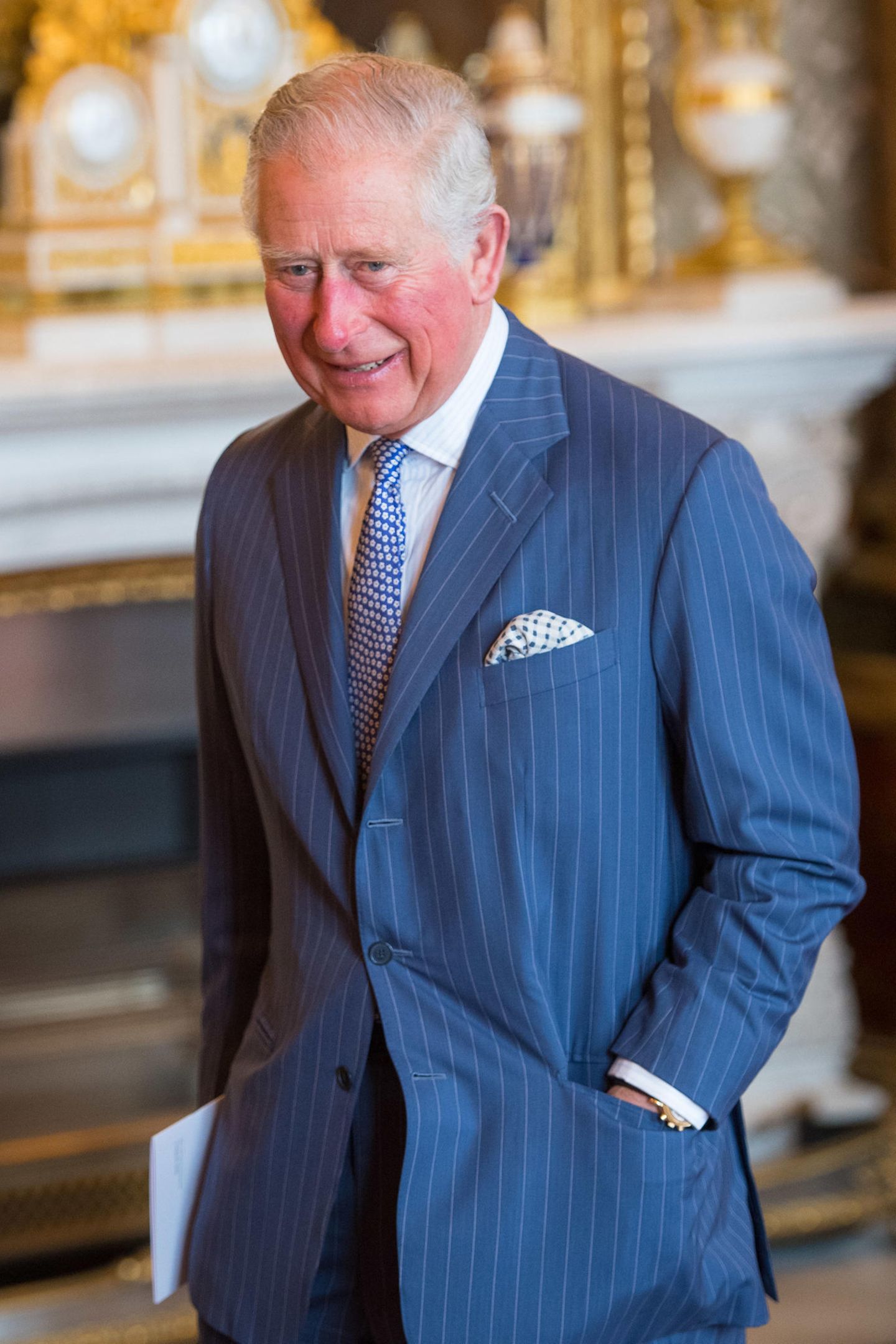 Platz 1  Prinz Charles, der erstgeborene Sohn von Queen Elizabeth und ihrem Ehemann Prinz Philip   