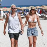14. Februar 2021  Es ist offiziell: Scott Disick ist wieder vergeben. Am Valentinstag turtelt der Ex von Kourtney Kardashian mit seiner neuen Freundin Amelia Hamlin am Strand von Miami. Das Model ist die Tochter des Schauspieler-Paares Lisa Ranni und Harry Hamlin und ganze 18 Jahre jünger als Scott.